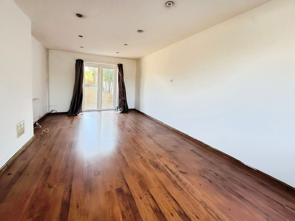 Property photo 2 of 9 Reception Room