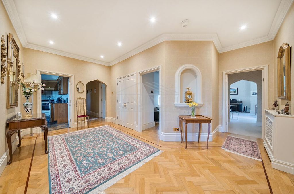 Property photo 2 of 18 5E4Bd072-Af5d-401c-A0B8-3530A09E84F6.Jpg