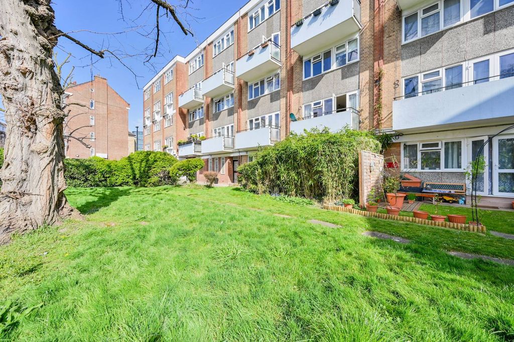 Property photo 2 of 9