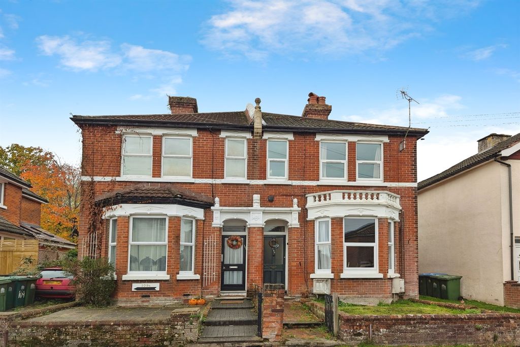 Property photo 1 of 6 (Main)