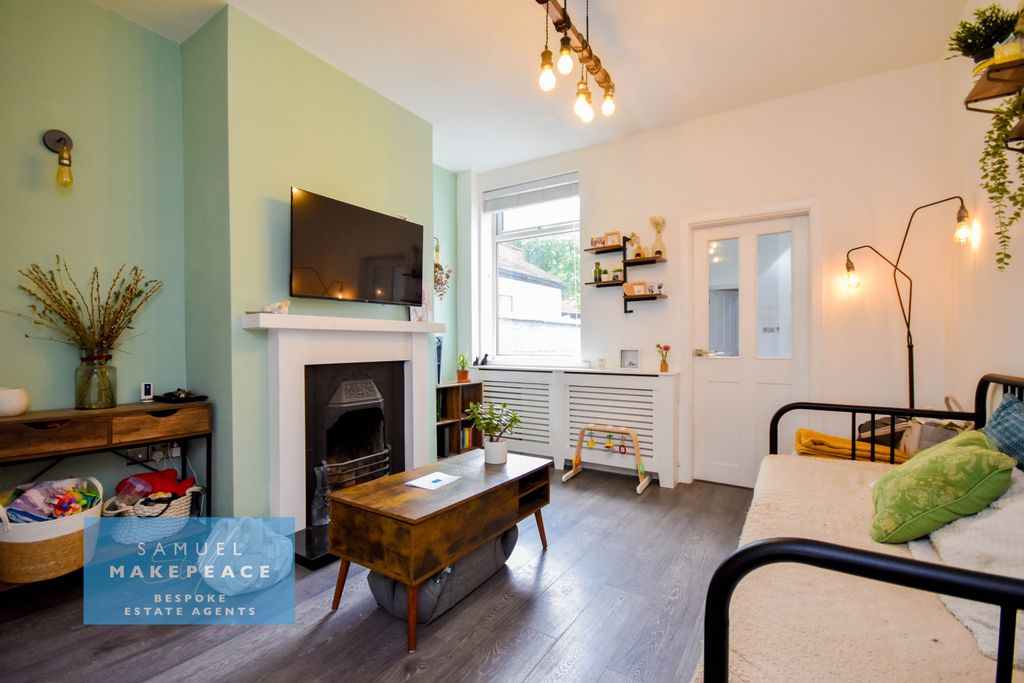 Property photo 2 of 16 Gallery