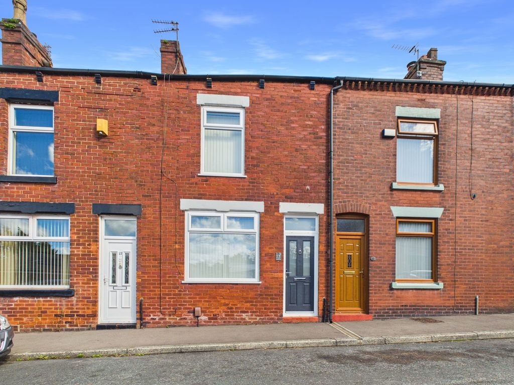 Property photo 1 of 18