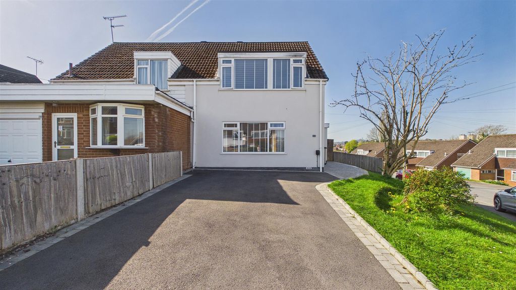 Property photo 2 of 26 Cam05101G0-Pr0148-Still034.Jpg