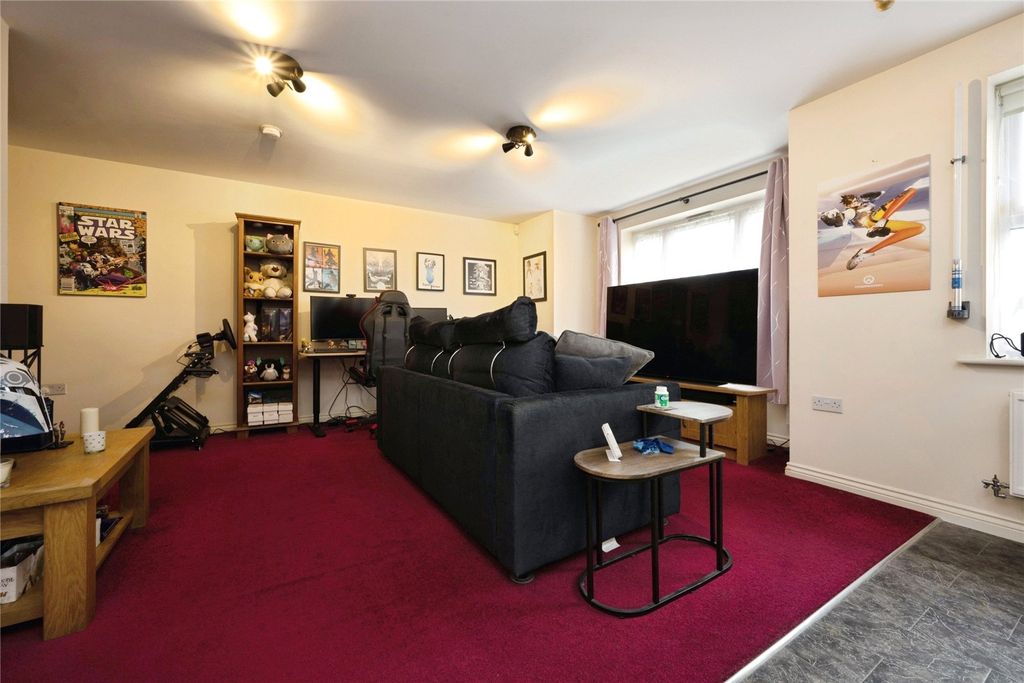 Property photo 3 of 10 Picture No. 06