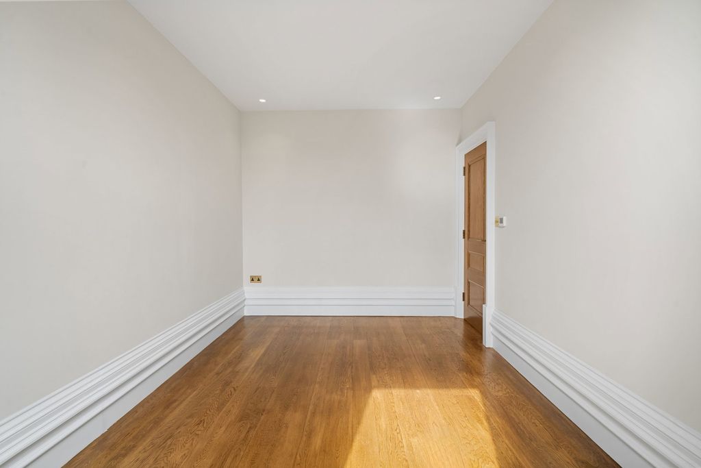 Additional image 25 of 3 bed flat for saleVictoria Road, Formby L37