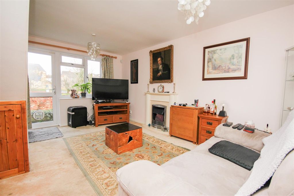 Property photo 2 of 12 Living 1.Jpg