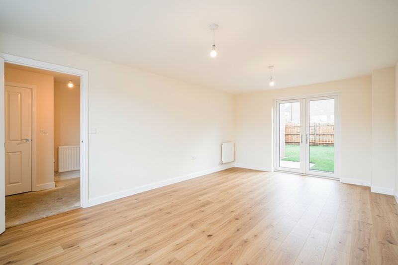 Property photo 3 of 40 Photo 29