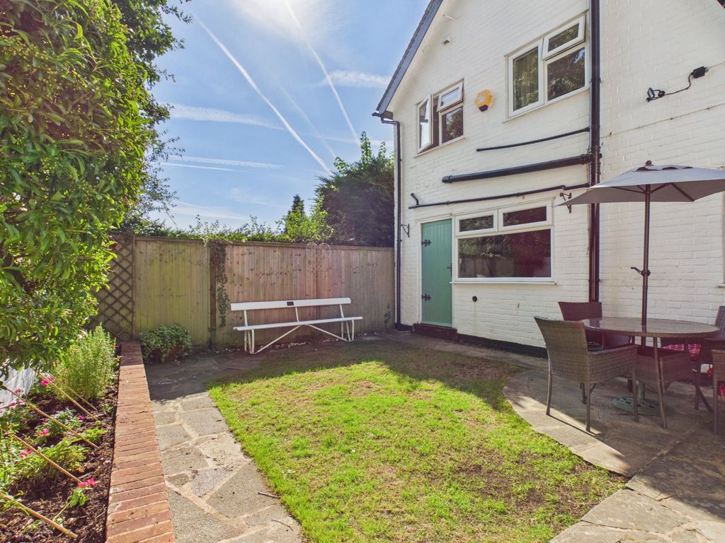 Property photo 3 of 17 Picture No. 25