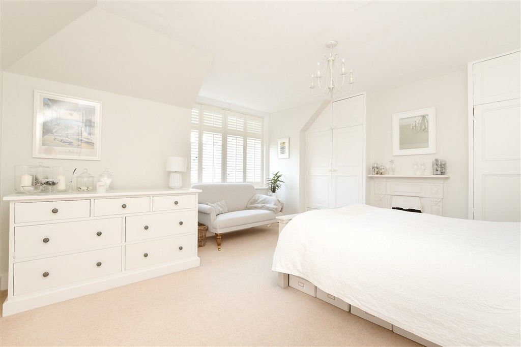 Property photo 2 of 13 Bedroom 1