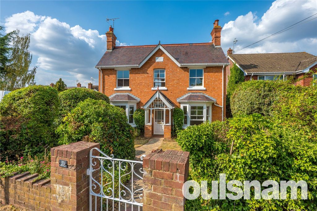 Property photo 1 of 46 Picture No. 05