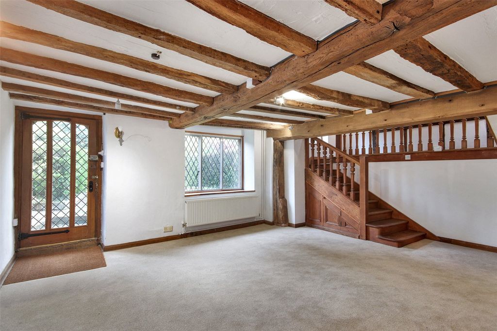 Property photo 3 of 21 Sitting Room