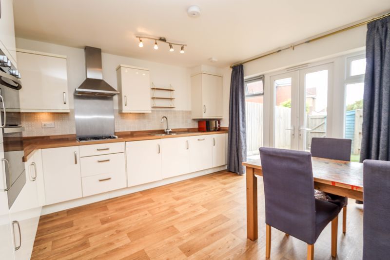 Property photo 2 of 15 Kitchen/Diner