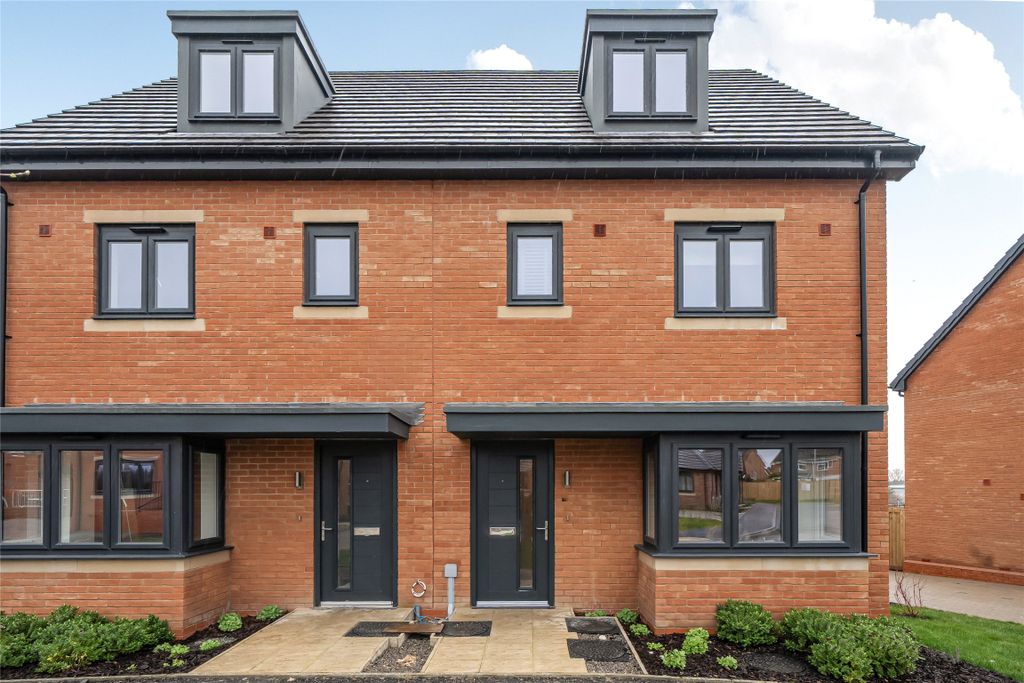 Property photo 3 of 26 Picture No. 32