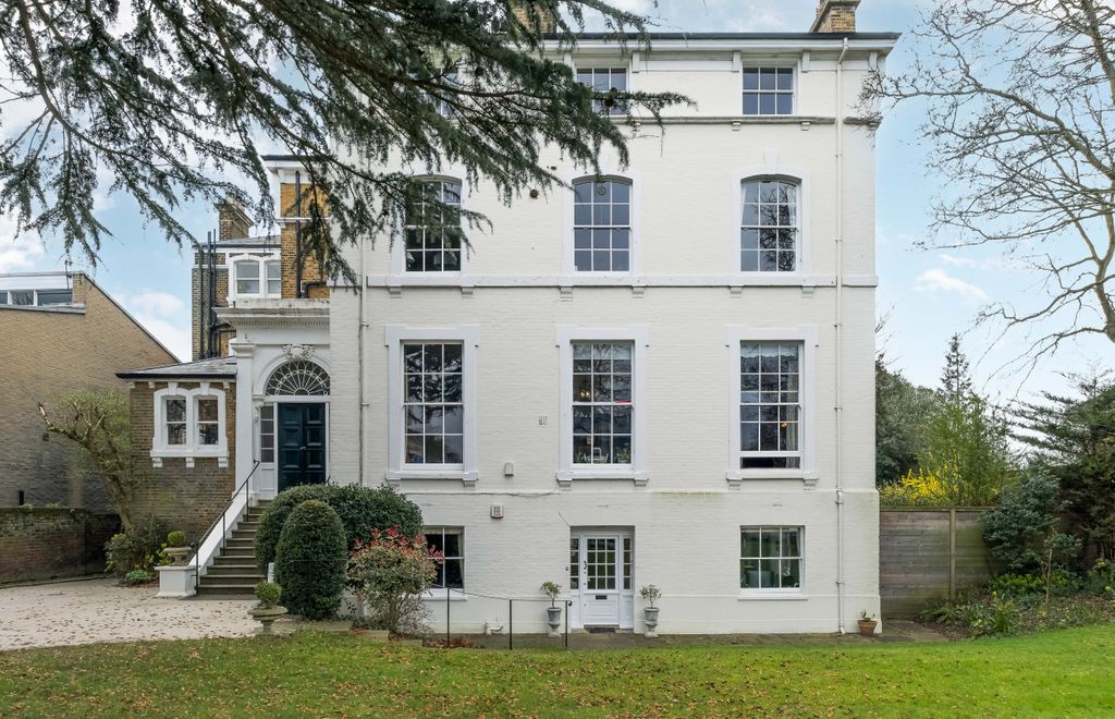 Property photo 1 of 19