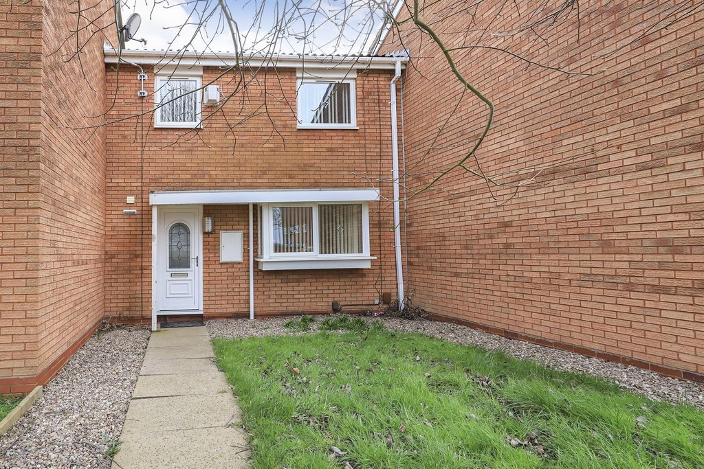 Property photo 1 of 16