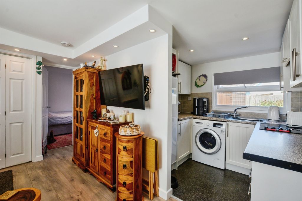 Additional image 5 of 2 bed bungalow for saleMablethorpe Park, Mablethorpe LN12