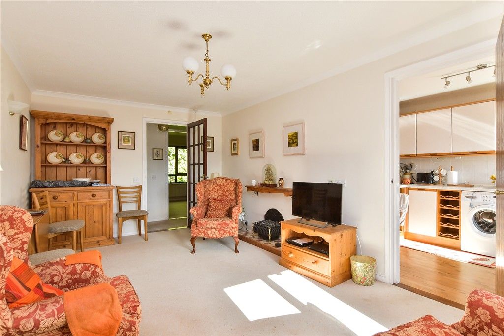 Property photo 3 of 7 Internal Feature