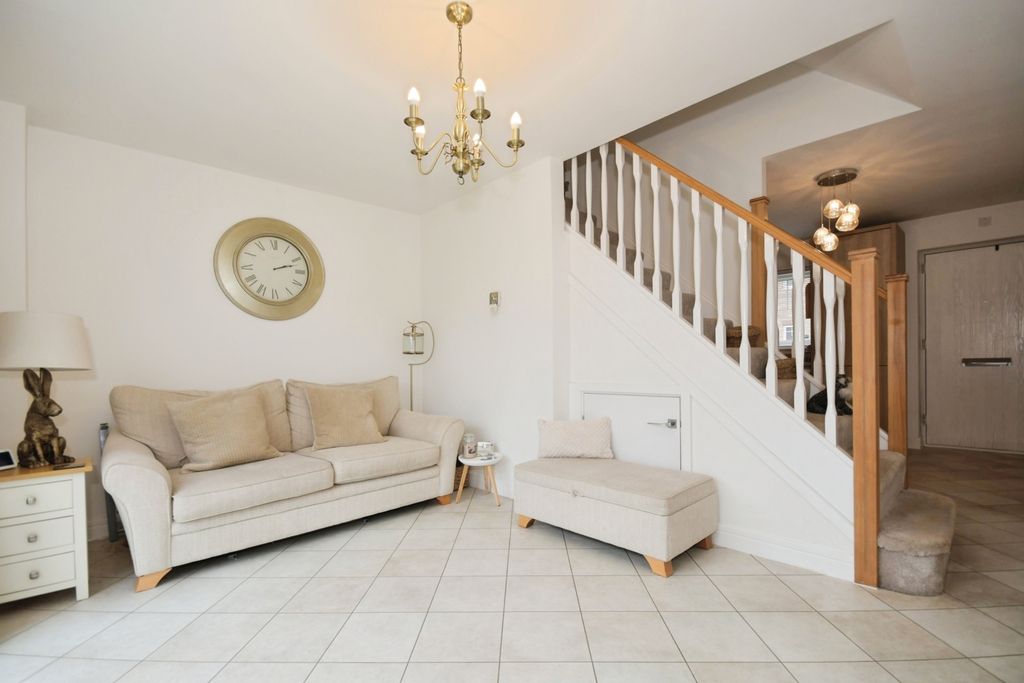 Property photo 3 of 16 Photo