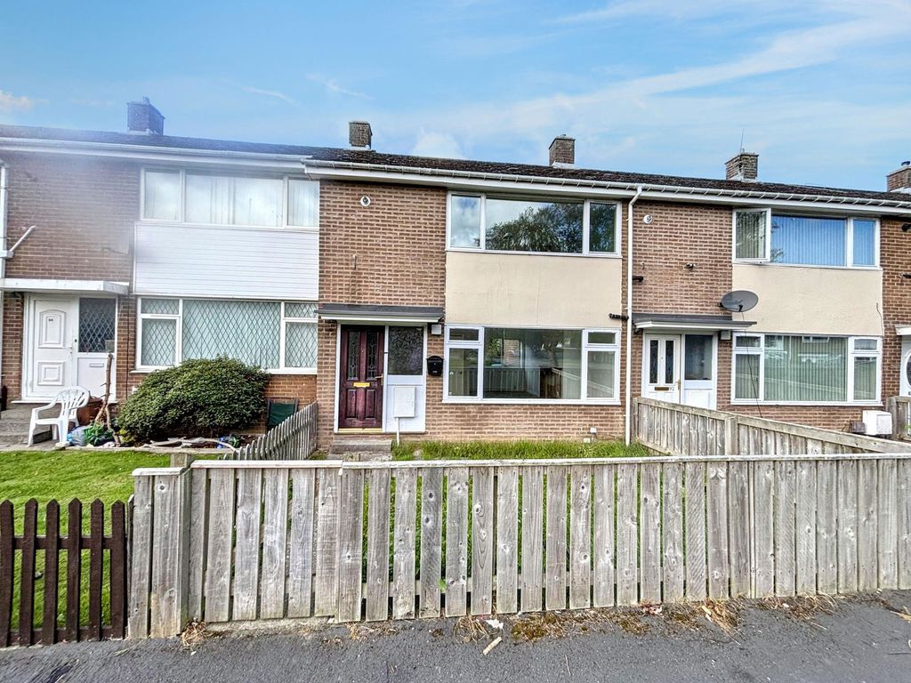 Property photo 1 of 17