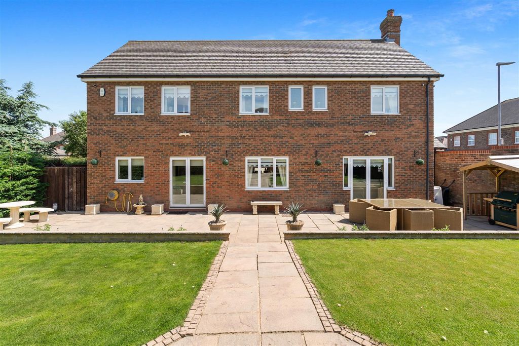 Additional image 41 of 5 bed detached house for saleSnowdrop Road, Hartlepool TS26