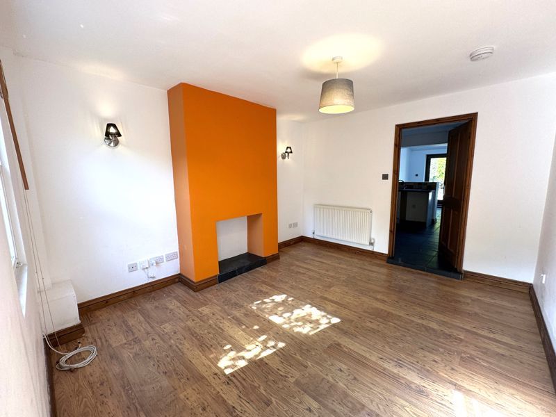 Property photo 2 of 18 Sitting Room