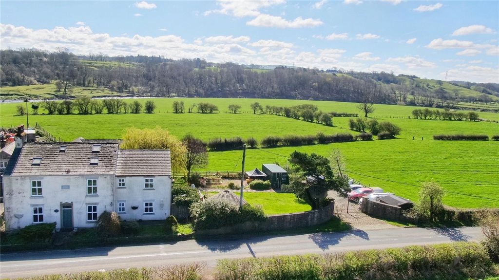 Property photo 1 of 30 External