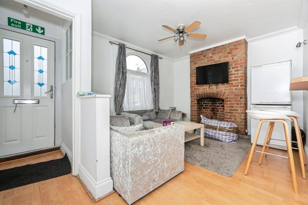 Property photo 2 of 15 Living Room