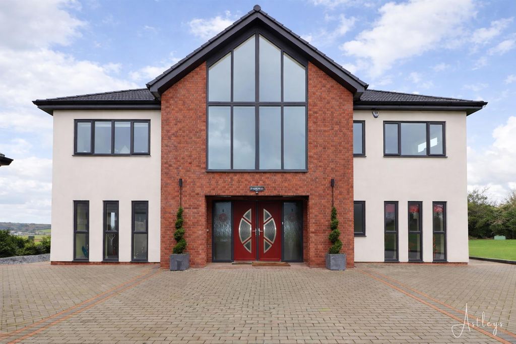 Property photo 2 of 50 1-P0001.Jpg