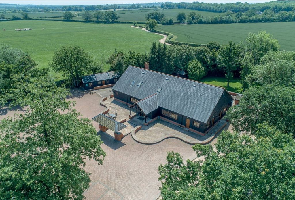 Property photo 2 of 22 Screenshot_812025_172723_.Jpeg