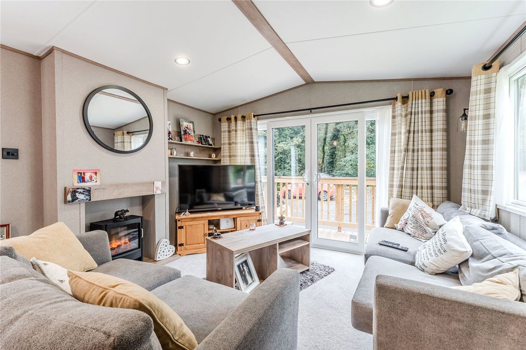 Property photo 2 of 16 Picture No. 08