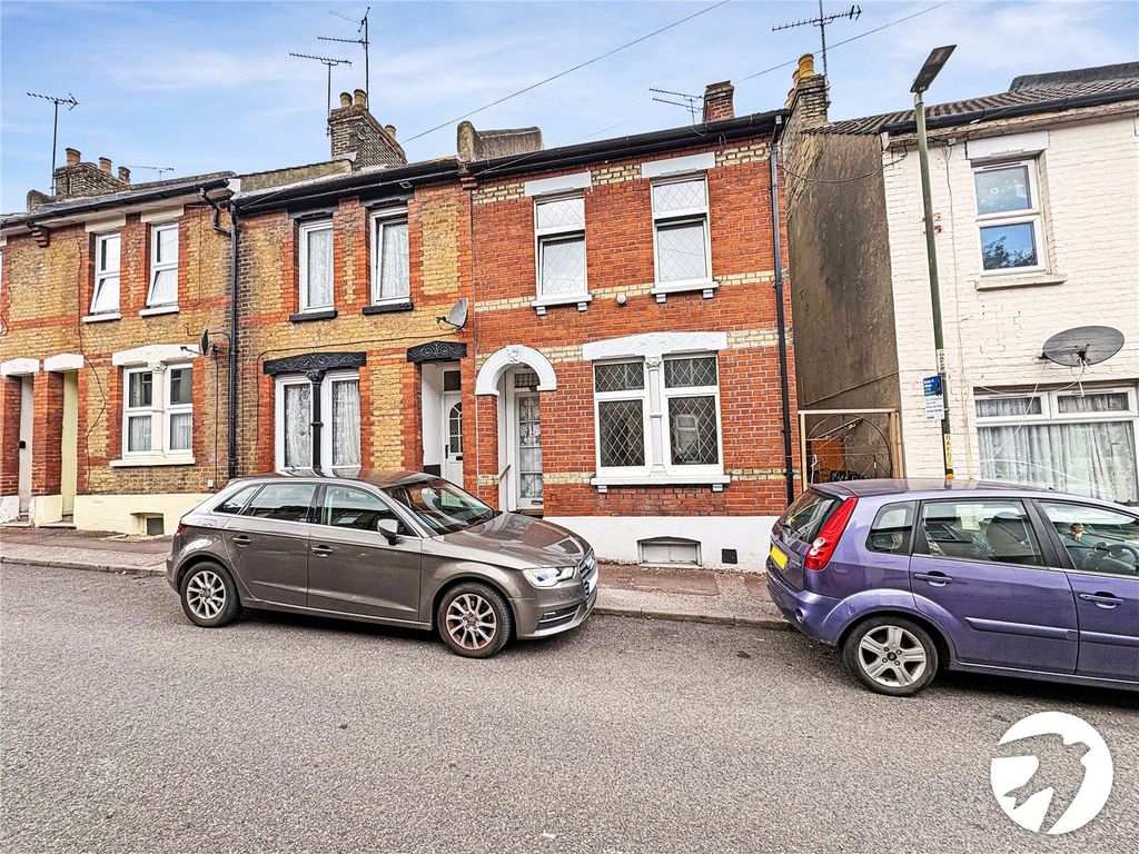 Property photo 1 of 15 Picture No. 12