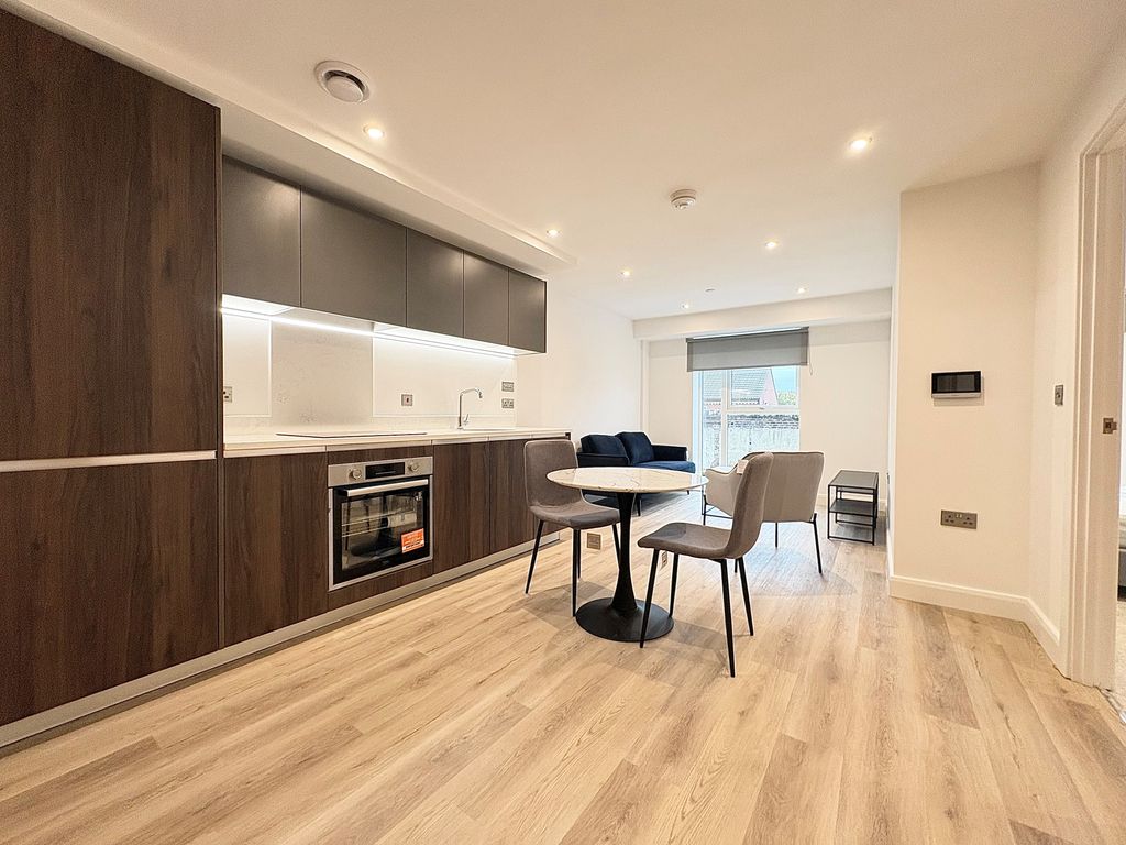 Property photo 1 of 5