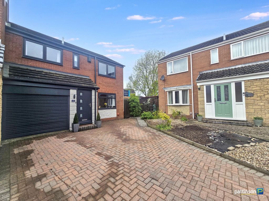 Property photo 1 of 34