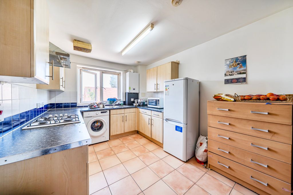 Property photo 2 of 18