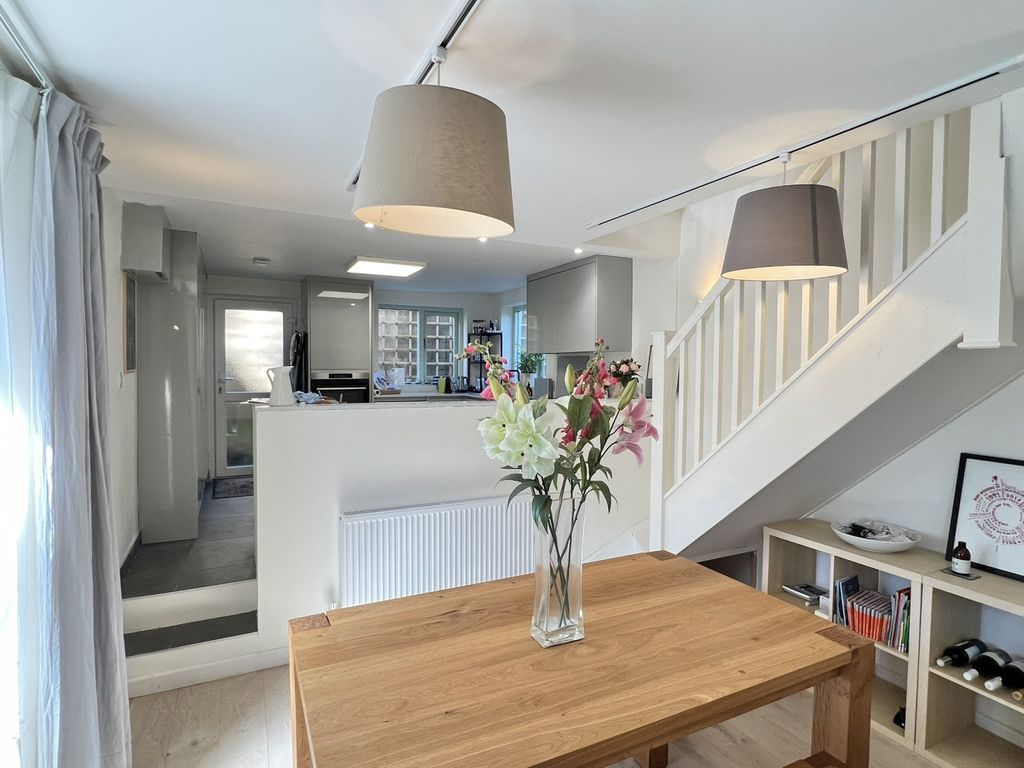 Property photo 3 of 14 Gallery