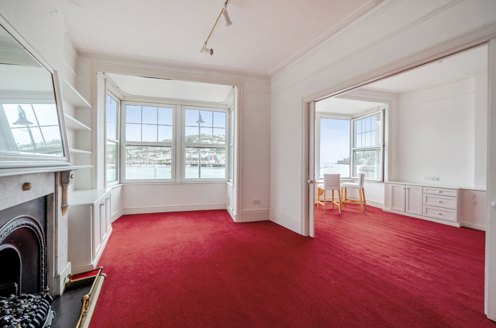 Property photo 3 of 19 1442740-12-69E10c...