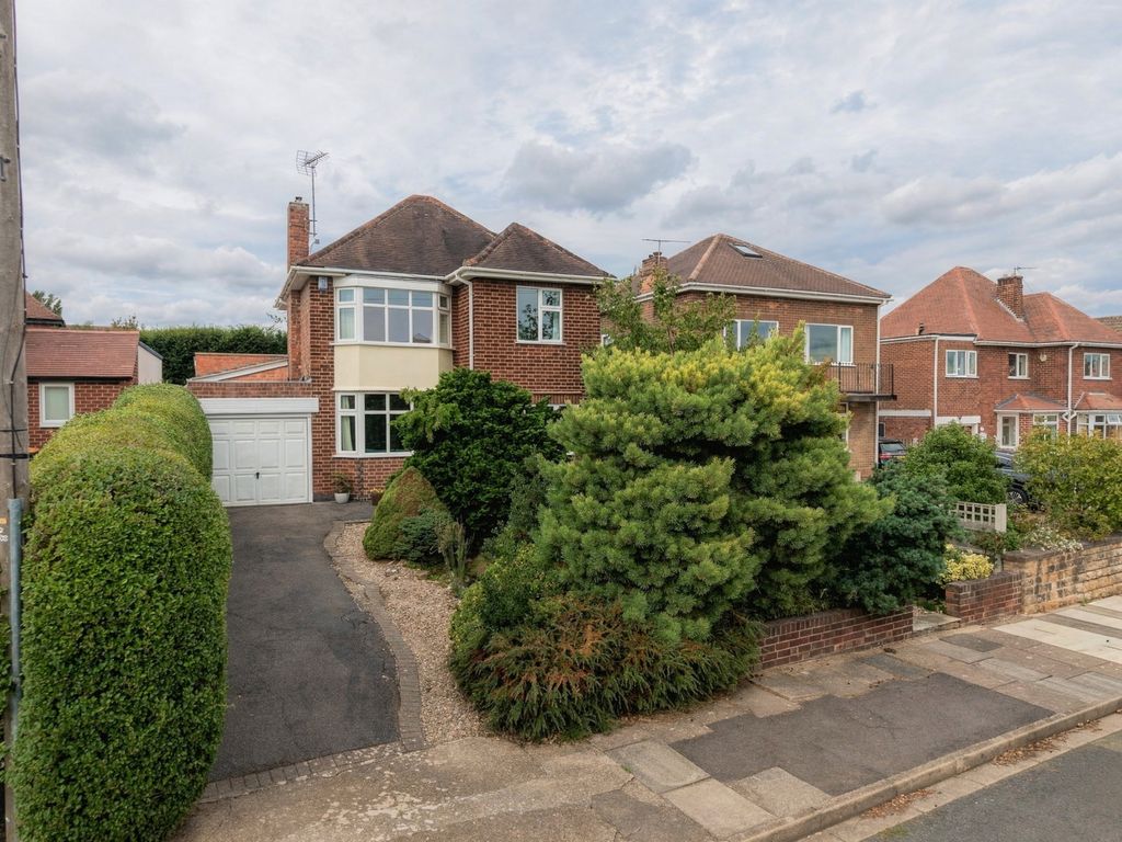Property photo 1 of 40