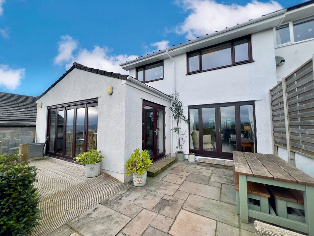 Property photo 2 of 22 Patio