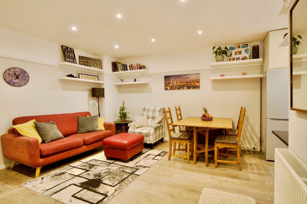 Property photo 3 of 23 Dsc_8223