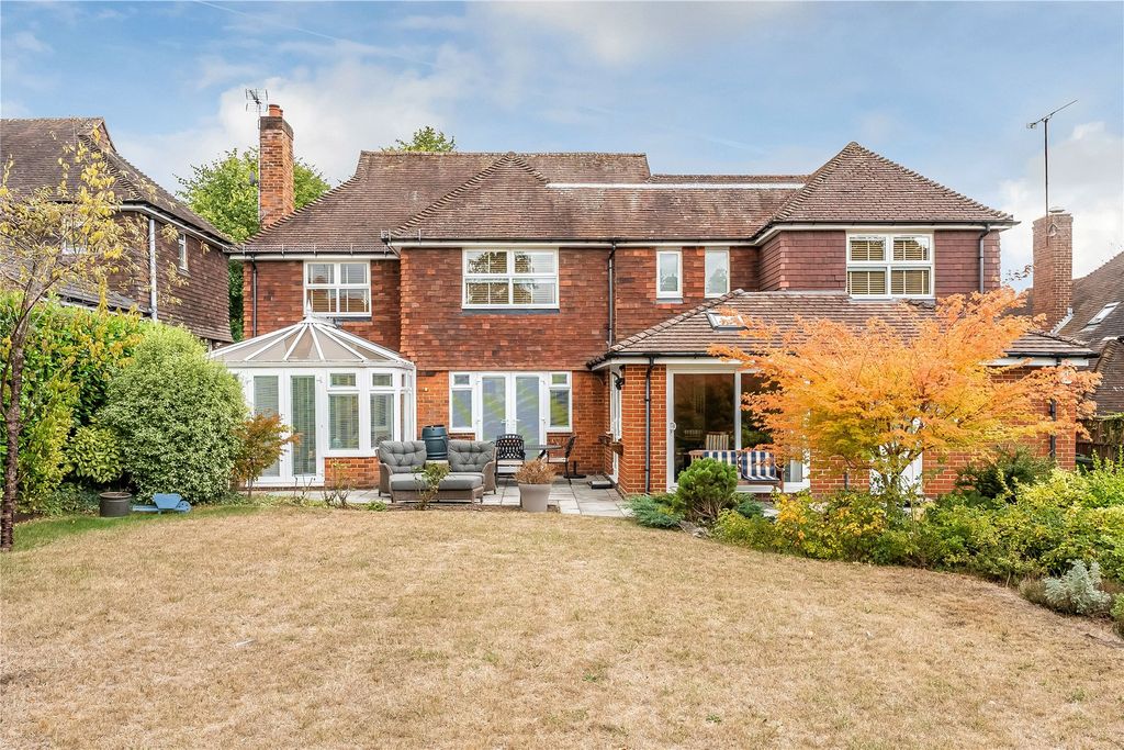 Property photo 2 of 40 Picture No. 46
