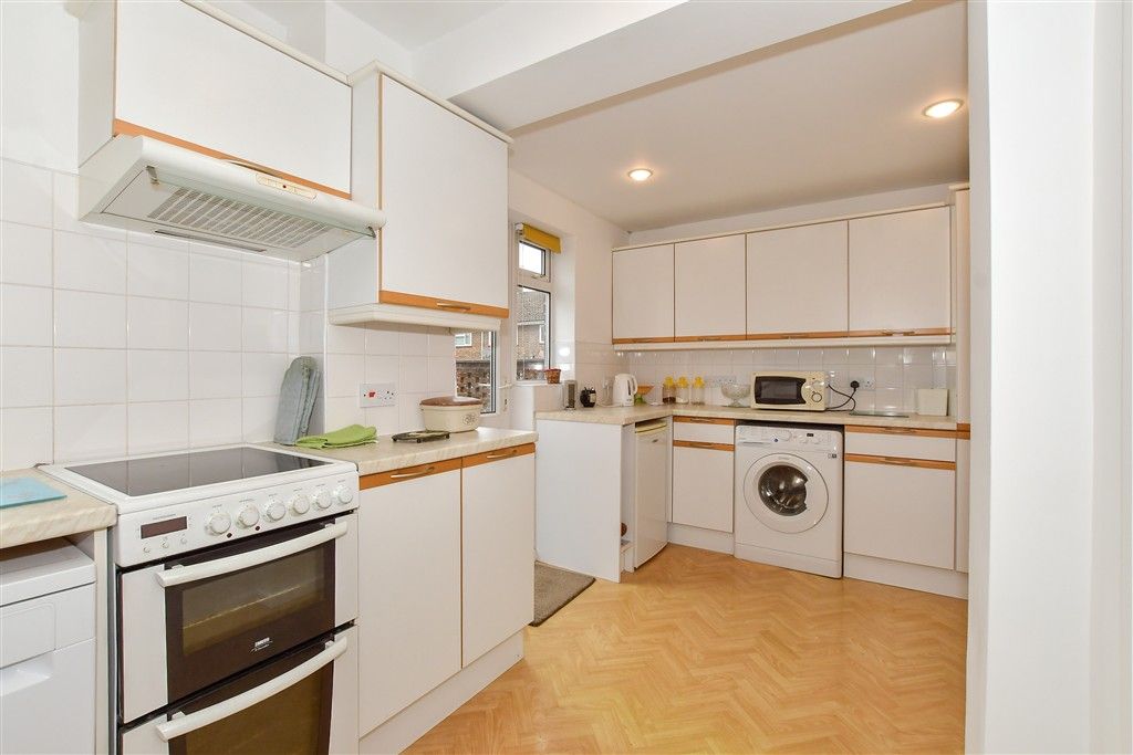 Property photo 3 of 15 Kitchen