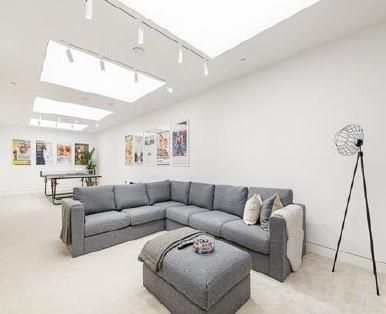 Property photo 3 of 8 3.Jpg