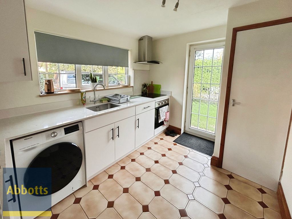 Property photo 3 of 9