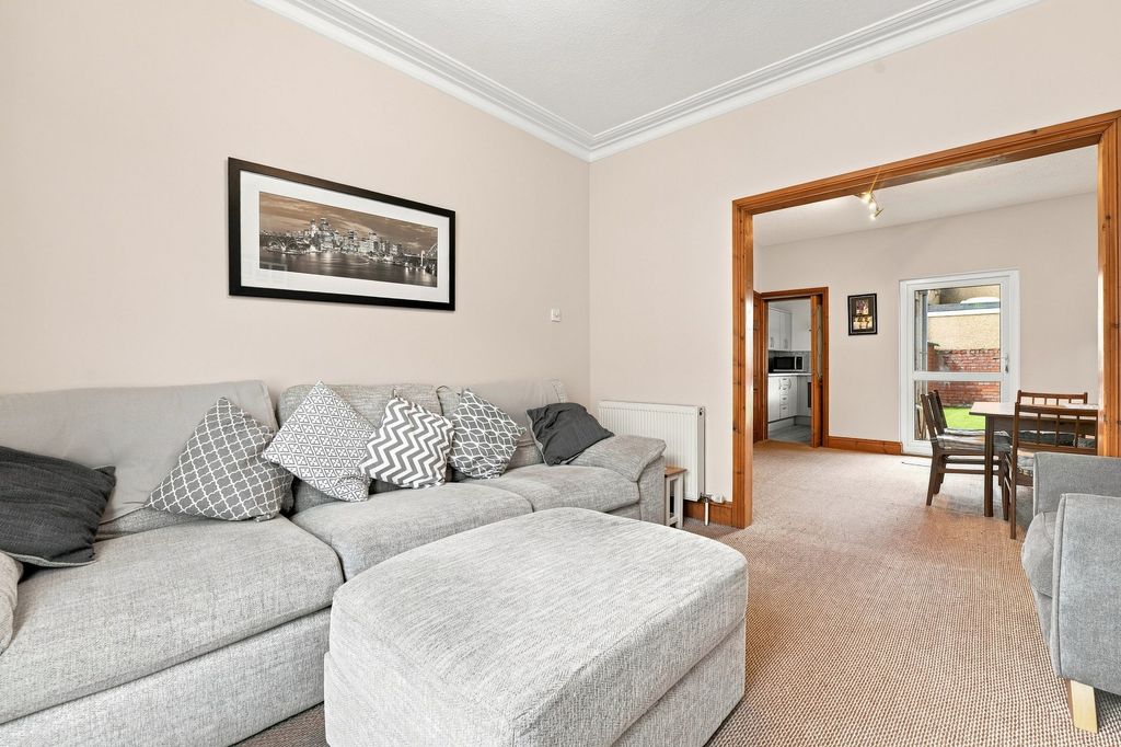 Property photo 3 of 23
