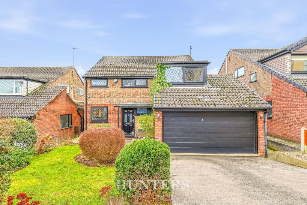 Property photo 1 of 26 5 Lime Gardens (46).Jpg