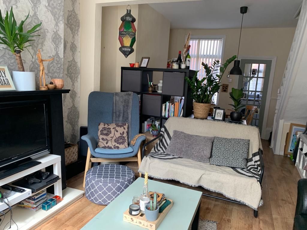 Property photo 2 of 12