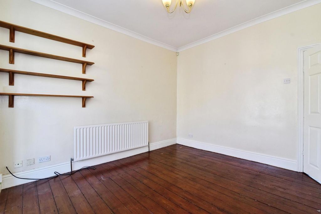 Property photo 3 of 14 Pbox-Img.Jpg