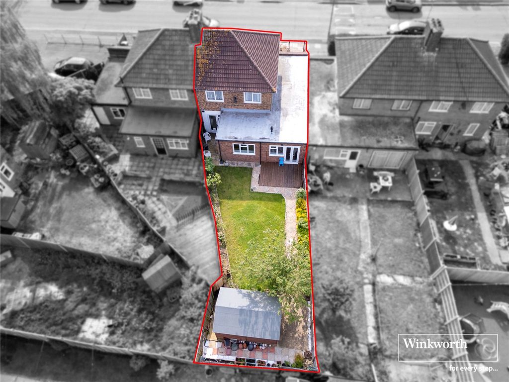Property photo 2 of 11 Drone