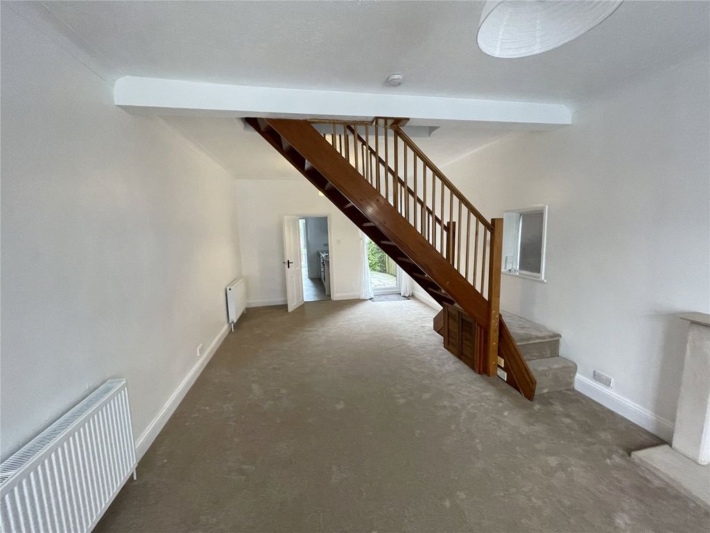 Property photo 3 of 9 Picture No. 01