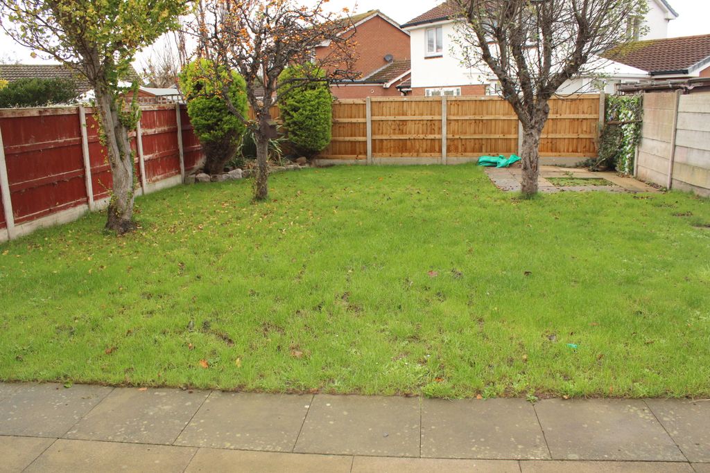 Property photo 2 of 15